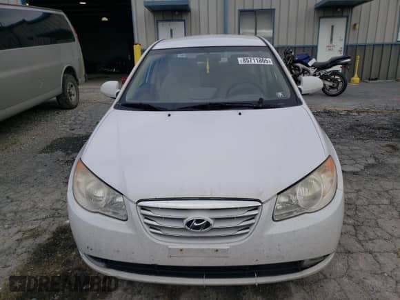 2010 Hyundai Elantra SE z VIN KMHDU4AD3AU966136, wystawiony jako Copart lot #85711805 z przebiegiem 193 933 mil mil oraz Szkoda całkowita • Salvage title. Historia ofert i sprzedaży dostępna na DreamBid. Obrazek 5.