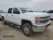 2015 Chevrolet Silverado 2500HD Work Truck с VIN 1GC1KUEGXFF150974, выставлен на аукционе Copart как лот 84548924 с пробегом Не указан миль и Списание • Salvage title. История ставок и продаж доступна на DreamBid. Изображение 4.