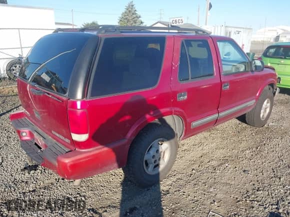 2000 Chevrolet Blazer LT с VIN 1GNDT13W6Y2243611, выставлен на аукционе IAAI как лот 43242790 с пробегом 251 823 миль миль и . История ставок и продаж доступна на DreamBid. Изображение 4.