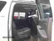 2008 Chevrolet Suburban LTZ z VIN 3GNFK16378G195394, wystawiony jako IAAI lot #42606600 z przebiegiem 194 739 mil mil oraz . Historia ofert i sprzedaży dostępna na DreamBid. Obrazek 8.