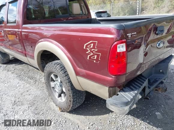 2011 Ford F-250 XL с VIN 1FT7W2BT9BEB12382, выставлен на аукционе IAAI как лот 43493444 с пробегом 188 963 миль миль и . История ставок и продаж доступна на DreamBid. Изображение 19.