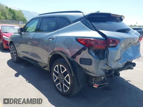 2023 Chevrolet Blazer RS z VIN 3GNKBKRS0PS227668, wystawiony jako IAAI lot #42337868 z przebiegiem 10 286 mil mil oraz . Historia ofert i sprzedaży dostępna na DreamBid. Obrazek 3.