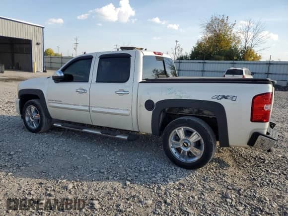 2013 Chevrolet Silverado 1500 LTZ with VIN 3GCPKTE71DG310966, listed as a Copart auction lot 82216535 with 153,969 mi miles and Clean title. Bid and sale history available at DreamBid. Image 2.
