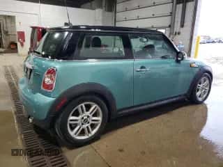 2012 MINI Hardtop with VIN WMWSU3C50CT258623, listed as a Copart auction lot 64395745 with 98,172 mi miles and Salvage title. Bid and sale history available at DreamBid. Image 3.
