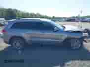 2018 Jeep Grand Cherokee Altitude с VIN 1C4RJEAG6JC149428, выставлен на аукционе IAAI как лот 42007543 с пробегом 67 319 миль миль и . История ставок и продаж доступна на DreamBid. Изображение 14.