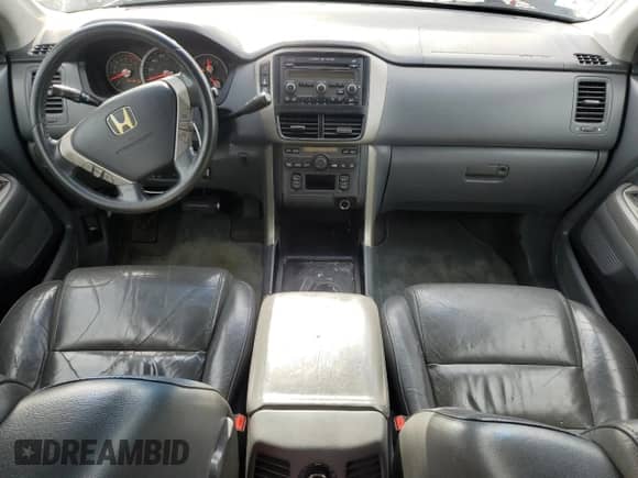 2006 Honda Pilot EX-L с VIN 2HKYF18566H559264, выставлен на аукционе Copart как лот 84052465 с пробегом 229 420 миль миль и Чистый • Clean title. История ставок и продаж доступна на DreamBid. Изображение 8.