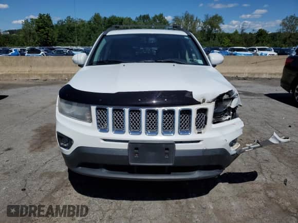 2014 Jeep Compass Limited с VIN 1C4NJDCB7ED508912, выставлен на аукционе Copart как лот 70353425 с пробегом 170 275 миль миль и Списание • Salvage title. История ставок и продаж доступна на DreamBid. Изображение 5.