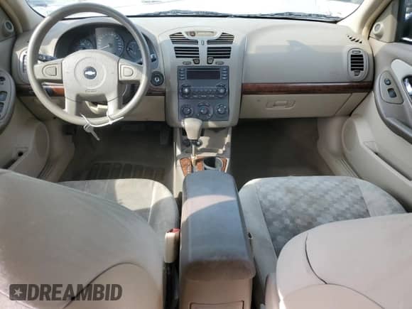 2004 Chevrolet Malibu LS с VIN 1G1ZT52884F115407, выставлен на аукционе Copart как лот 60641385 с пробегом 141 253 миль миль и Списание • Salvage title. История ставок и продаж доступна на DreamBid. Изображение 8.