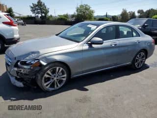 2016 Mercedes-Benz C 350e z VIN 55SWF4HB3GU151365, wystawiony jako Copart lot #54870325 z przebiegiem 71 828 mil mil oraz Szkoda całkowita • Salvage title. Historia ofert i sprzedaży dostępna na DreamBid. Obrazek 1.