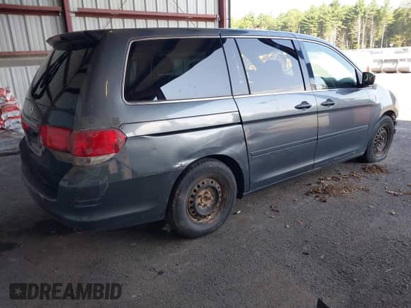 2010 Honda Odyssey LX with VIN 5FNRL3H22AB046762, listed as a IAAI auction lot 42848890 with 222,984 mi miles and . Bid and sale history available at DreamBid. Image 4.