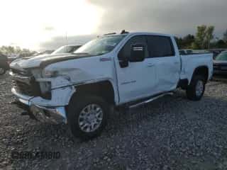 2024 Chevrolet Silverado 3500 with VIN 2GC4YTE73R1160330, listed as a Copart auction lot 72882394 with 15,290 mi miles and Clean title. Bid and sale history available at DreamBid. Image 1.