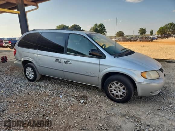 2001 Dodge Caravan Sport z VIN 1B4GP44361B160554, wystawiony jako Copart lot #71982855 z przebiegiem 190 491 mil mil oraz Szkoda całkowita • Salvage title. Historia ofert i sprzedaży dostępna na DreamBid. Obrazek 4.