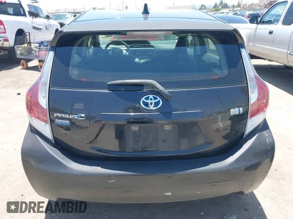 2016 Toyota Prius One z VIN JTDKDTB33G1115847, wystawiony jako IAAI lot #42533652 z przebiegiem 150 412 mil mil oraz . Historia ofert i sprzedaży dostępna na DreamBid. Obrazek 16.