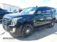 2018 Cadillac Escalade Luxury with VIN 1GYS3BKJ5JR142496, listed as a IAAI auction lot 42215538 with 160,002 mi miles and . Bid and sale history available at DreamBid. Image 6.