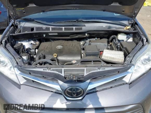 2018 Toyota Sienna XLE Auto Access Seat with VIN 5TDYZ3DC4JS940637, listed as a IAAI auction lot 42780286 with 111,733 mi miles and . Bid and sale history available at DreamBid. Image 10.