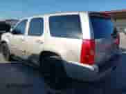 2008 Chevrolet Tahoe z VIN 1GNFC13508R215231, wystawiony jako IAAI lot #42958924 z przebiegiem 285 242 mil mil oraz . Historia ofert i sprzedaży dostępna na DreamBid. Obrazek 3.