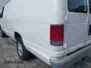 2008 Ford Econoline Cargo Commercial с VIN 1FTNS24W88DB52705, выставлен на аукционе IAAI как лот 41282595 с пробегом Не указан миль и . История ставок и продаж доступна на DreamBid. Изображение 15.