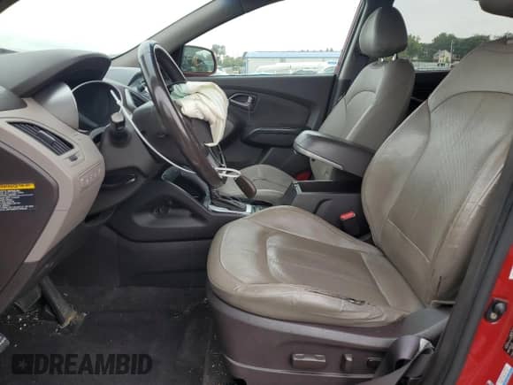 2015 Hyundai Tucson Limited с VIN KM8JUCAG8FU027191, выставлен на аукционе Copart как лот 81816065 с пробегом 154 056 миль миль и Списание • Salvage title. История ставок и продаж доступна на DreamBid. Изображение 7.