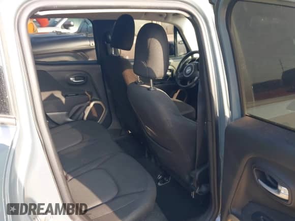 2017 Jeep Renegade Latitude z VIN ZACCJABB3HPE72746, wystawiony jako IAAI lot #42374718 z przebiegiem 92 272 mil mil oraz . Historia ofert i sprzedaży dostępna na DreamBid. Obrazek 8.