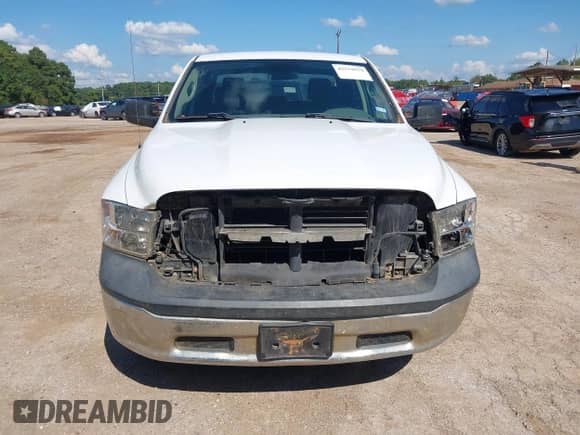 2017 Ram 1500 Tradesman z VIN 1C6RR6ST9HS605293, wystawiony jako IAAI lot #43151679 z przebiegiem 183 474 mil mil oraz . Historia ofert i sprzedaży dostępna na DreamBid. Obrazek 6.