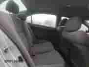 2010 Honda Civic с VIN 19XFA1E33AE037293, выставлен на аукционе Copart как лот 42107465 с пробегом Не указан миль и Списание • Salvage title. История ставок и продаж доступна на DreamBid. Изображение 11.