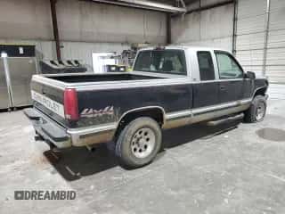 1995 Chevrolet Silverado 2500 с VIN 2GCFK29K6S1239533, выставлен на аукционе Copart как лот 49790175 с пробегом 55 840 миль миль и Списание • Salvage title. История ставок и продаж доступна на DreamBid. Изображение 3.