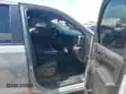 2024 Chevrolet Silverado 1500 LT Trail Boss z VIN 3GCUDFED8RG424927, wystawiony jako IAAI lot #43109404 z przebiegiem 9 117 mil mil oraz . Historia ofert i sprzedaży dostępna na DreamBid. Obrazek 5.