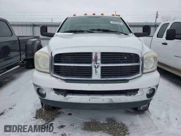 2007 Dodge 3500 SLT with VIN 3D7MX48A37G784946, listed as a Copart auction lot 44722485 with 386,813 mi miles and Salvage title. Bid and sale history available at DreamBid. Image 5.