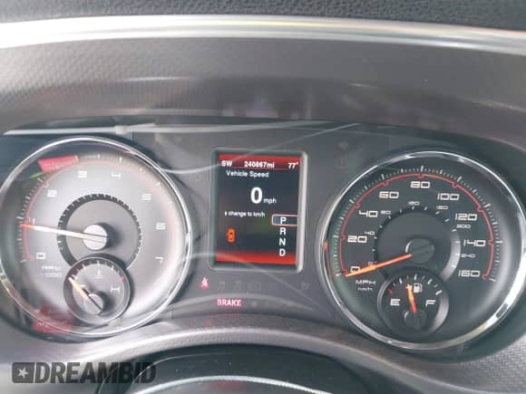 2013 Dodge Charger RT z VIN 2C3CDXCT5DH716883, wystawiony jako IAAI lot #41884762 z przebiegiem 240 867 mil mil oraz . Historia ofert i sprzedaży dostępna na DreamBid. Obrazek 7.