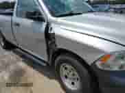 2018 Ram 1500 Tradesman с VIN 3C6JR6DG8JG129127, выставлен на аукционе IAAI как лот 42540299 с пробегом 117 414 миль миль и . История ставок и продаж доступна на DreamBid. Изображение 6.