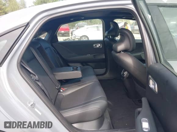 2023 Hyundai Ioniq 6 Limited с VIN KMHM54AC4PA040262, выставлен на аукционе IAAI как лот 42556882 с пробегом 15 859 миль миль и . История ставок и продаж доступна на DreamBid. Изображение 8.