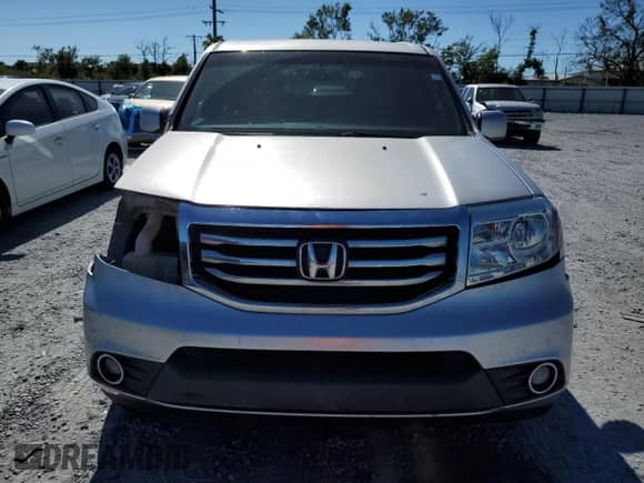 2015 Honda Pilot EX with VIN 5FNYF3H41FB019967, listed as a Copart auction lot 87230015 with 201,174 mi miles and Salvage title. Bid and sale history available at DreamBid. Image 5.