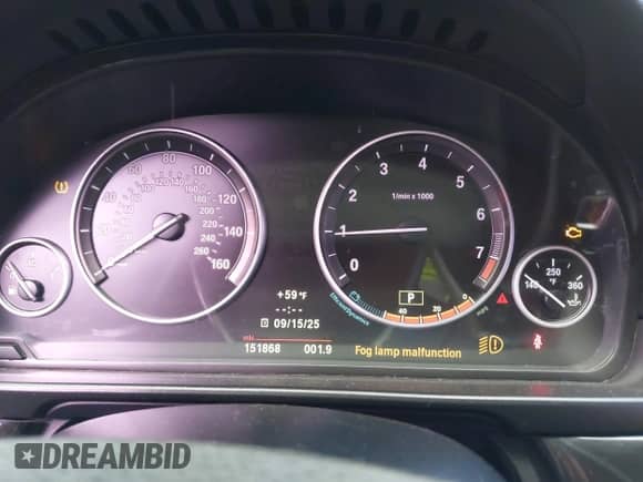 2012 BMW 5 Series 528i xDrive с VIN WBAXH5C58CDW06698, выставлен на аукционе IAAI как лот 43479294 с пробегом 151 868 миль миль и . История ставок и продаж доступна на DreamBid. Изображение 7.