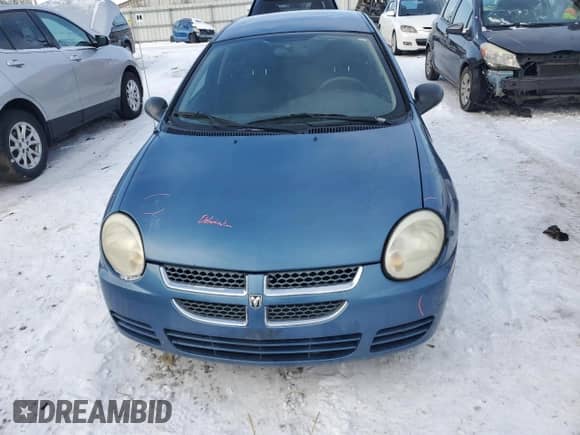 2004 Dodge Neon SE z VIN 1B3ES26C44D526483, wystawiony jako Copart lot #88456065 z przebiegiem 153 540 mil mil oraz Szkoda całkowita • Salvage title. Historia ofert i sprzedaży dostępna na DreamBid. Obrazek 5.