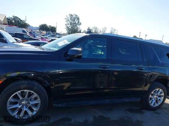 2022 Chevrolet Suburban Premier с VIN 1GNSCFKD9NR159466, выставлен на аукционе IAAI как лот 41918002 с пробегом 88 005 миль миль и . История ставок и продаж доступна на DreamBid. Изображение 15.