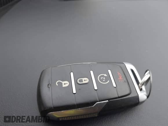 2021 Ram 1500 Lone Star z VIN 1C6RREFT9MN690570, wystawiony jako IAAI lot #41020873 z przebiegiem 58 660 mil mil oraz . Historia ofert i sprzedaży dostępna na DreamBid. Obrazek 11.