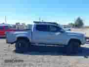2019 Toyota Tacoma SR z VIN 5TFCZ5AN8KX193437, wystawiony jako IAAI lot #43278180 z przebiegiem 70 048 mil mil oraz . Historia ofert i sprzedaży dostępna na DreamBid. Obrazek 14.