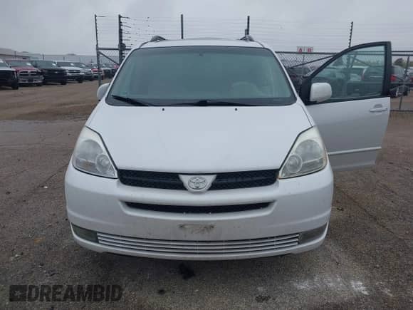 2004 Toyota Sienna XLE with VIN 5TDZA22C54S139549, listed as a IAAI auction lot 43550693 with 207,667 mi miles and . Bid and sale history available at DreamBid. Image 6.