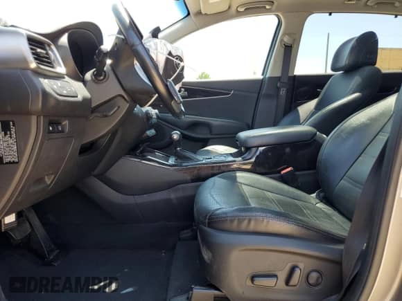2017 Kia Sorento EX с VIN 5XYPH4A53HG222952, выставлен на аукционе Copart как лот 66481405 с пробегом 87 880 миль миль и Списание • Salvage title. История ставок и продаж доступна на DreamBid. Изображение 7.