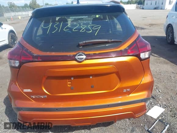 2022 Nissan Kicks SR z VIN 3N1CP5DV9NL501915, wystawiony jako IAAI lot #43122859 z przebiegiem 20 394 mil mil oraz . Historia ofert i sprzedaży dostępna na DreamBid. Obrazek 17.