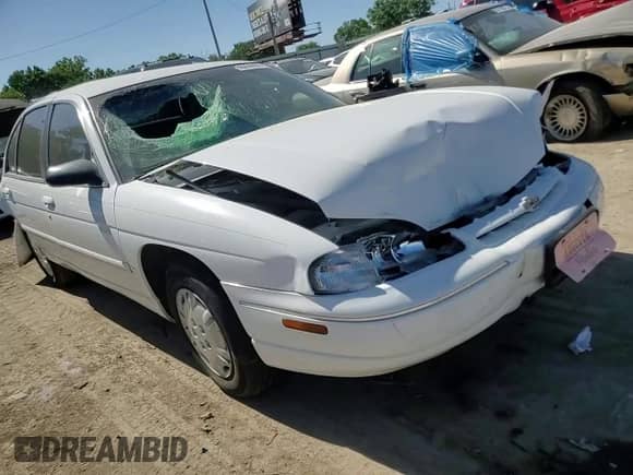 2000 Chevrolet Lumina с VIN 2G1WL52J7Y1271425, выставлен на аукционе Copart как лот 56050685 с пробегом 103 496 миль миль и Списание • Salvage title. История ставок и продаж доступна на DreamBid. Изображение 13.