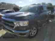 2020 Ram 1500 Big Horn z VIN 1C6RREFG0LN229680, wystawiony jako Copart lot #79850754 z przebiegiem 134 383 mil mil oraz Nie do naprawy • Non repairable. Historia ofert i sprzedaży dostępna na DreamBid. Obrazek 1.