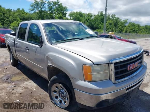 2009 GMC Sierra 1500 SL с VIN 3GTEC13C39G113409, выставлен на аукционе IAAI как лот 42235074 с пробегом 149 639 миль миль и . История ставок и продаж доступна на DreamBid. Изображение 1.