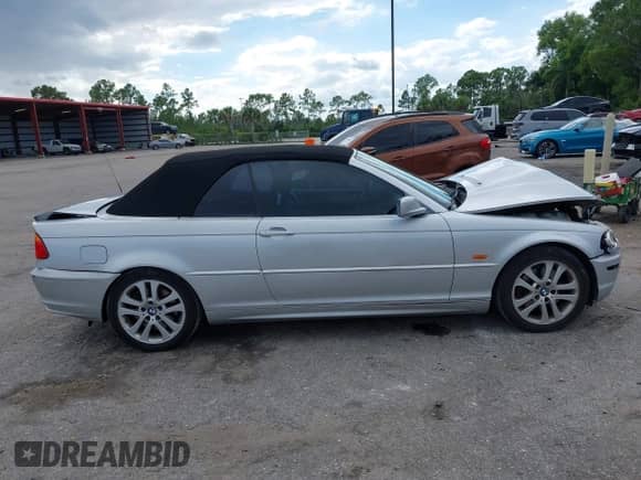 2001 BMW 3 Series 330Ci с VIN WBABS534X1JU83536, выставлен на аукционе IAAI как лот 43351449 с пробегом 122 300 миль миль и . История ставок и продаж доступна на DreamBid. Изображение 13.