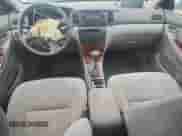 2005 Toyota Corolla LE с VIN 1NXBR32E45Z348873, выставлен на аукционе Copart как лот 86594655 с пробегом 171 601 миль миль и Списание • Salvage title. История ставок и продаж доступна на DreamBid. Изображение 8.