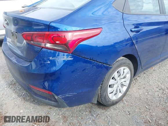 2021 Hyundai Accent SE z VIN 3KPC24A62ME140629, wystawiony jako IAAI lot #43477005 z przebiegiem 132 812 mil mil oraz . Historia ofert i sprzedaży dostępna na DreamBid. Obrazek 17.
