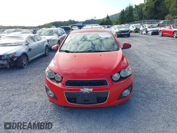 2014 Chevrolet Sonic LTZ с VIN 1G1JE6SB2E4151261, выставлен на аукционе IAAI как лот 43149278 с пробегом 87 555 миль миль и . История ставок и продаж доступна на DreamBid. Изображение 13.
