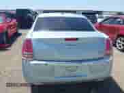 2013 Chrysler 300 с VIN 2C3CCAAG7DH613230, выставлен на аукционе IAAI как лот 42794743 с пробегом 63 034 миль миль и . История ставок и продаж доступна на DreamBid. Изображение 17.