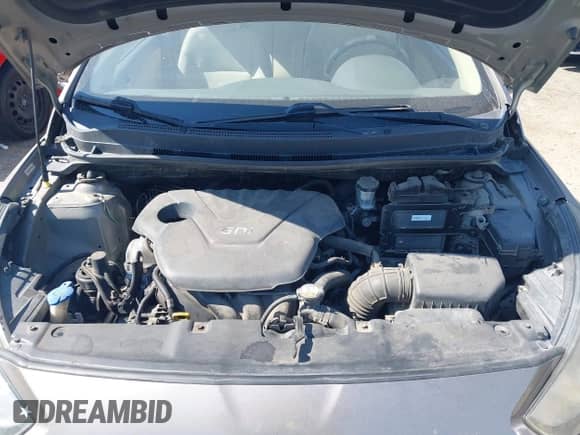 2013 Hyundai Accent GLS z VIN KMHCT4AE2DU317648, wystawiony jako IAAI lot #42934017 z przebiegiem 172 717 mil mil oraz . Historia ofert i sprzedaży dostępna na DreamBid. Obrazek 10.