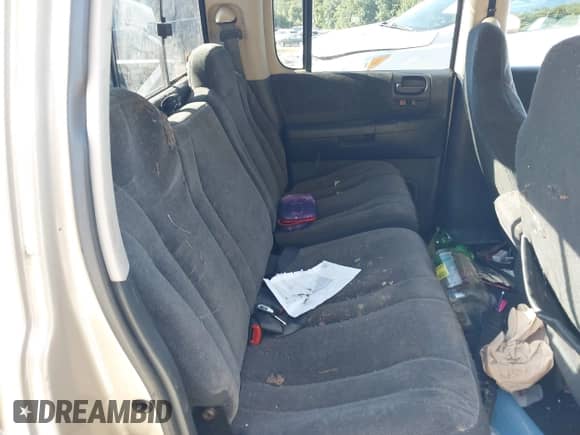 2003 Dodge Dakota with VIN 1D7HG48X53S378899, listed as a IAAI auction lot 42981132 with Not provided miles and . Bid and sale history available at DreamBid. Image 8.